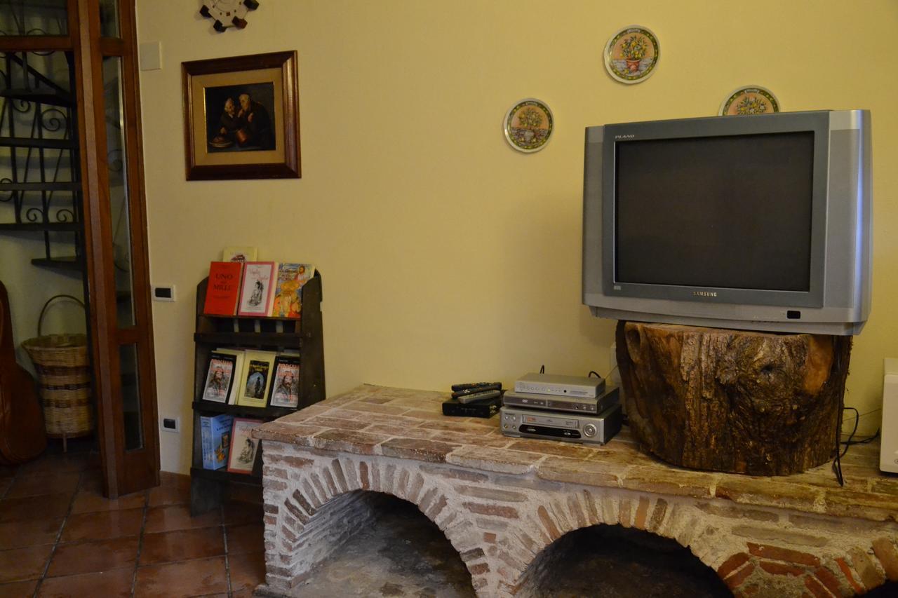 Fattoria Alvaneta Padula Exterior foto